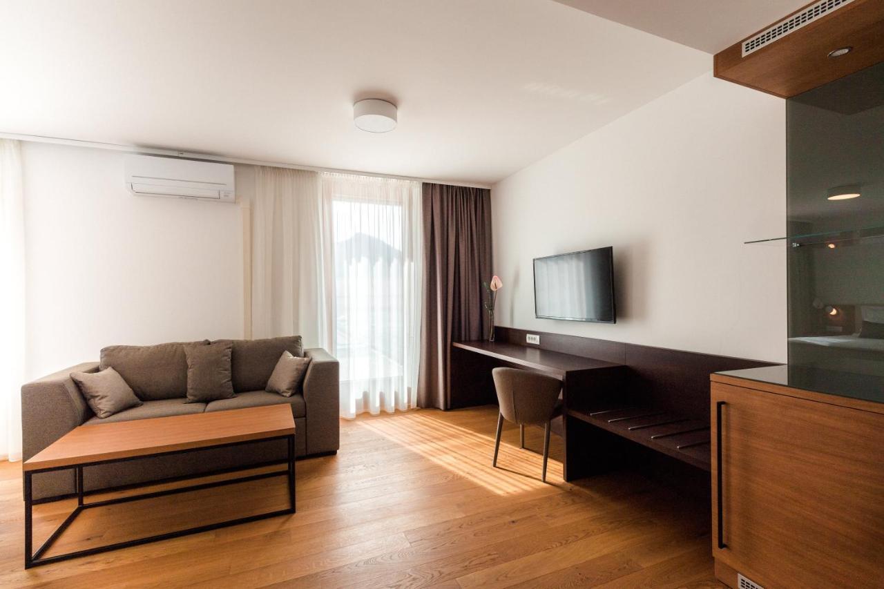 Hotel Ajdovec Sevnica Экстерьер фото